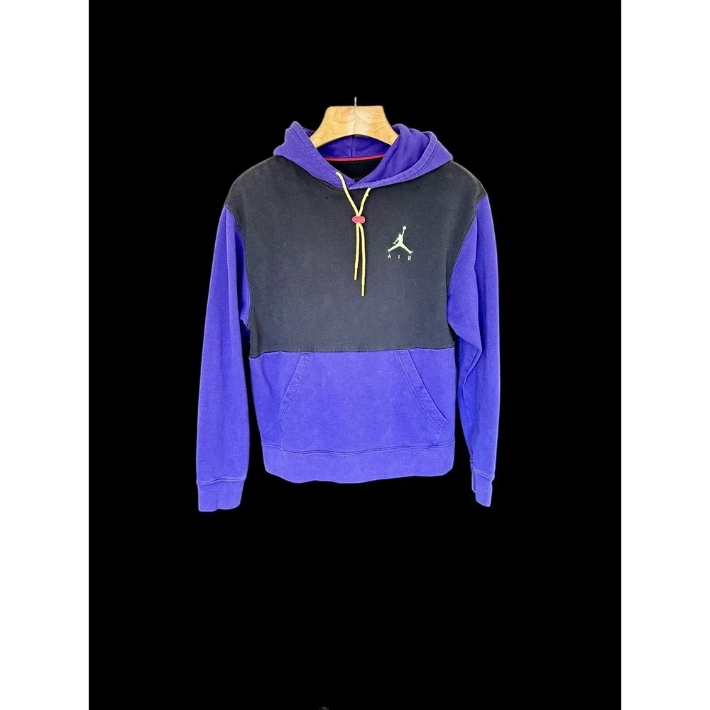Jordan Hoodie Adult Sm/Med Purple Pullover Chest Logo Sports‎ Outdoor